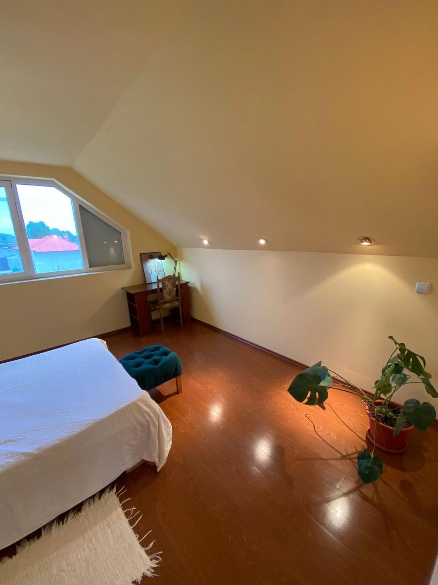 Cosy Bedroom For 2 With Balcony In A Family Villa Turnu Magurele Exterior photo